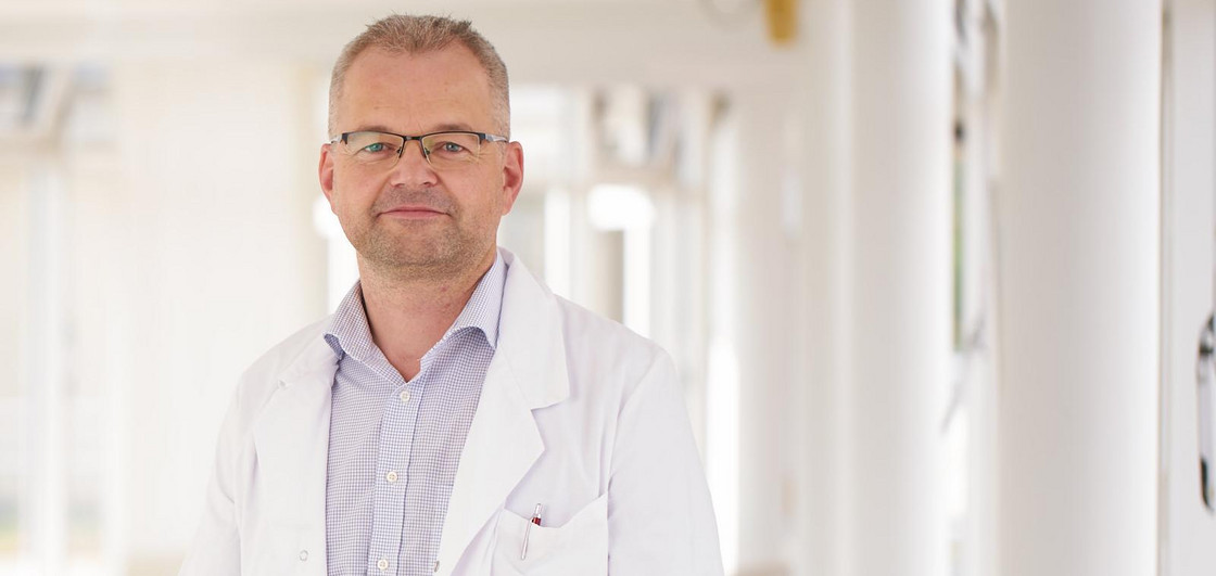 Dr. med. Markus Debus, Leitender Arzt in der Abteilung für allgemeine Innere Medizin und Gastroenterologie 